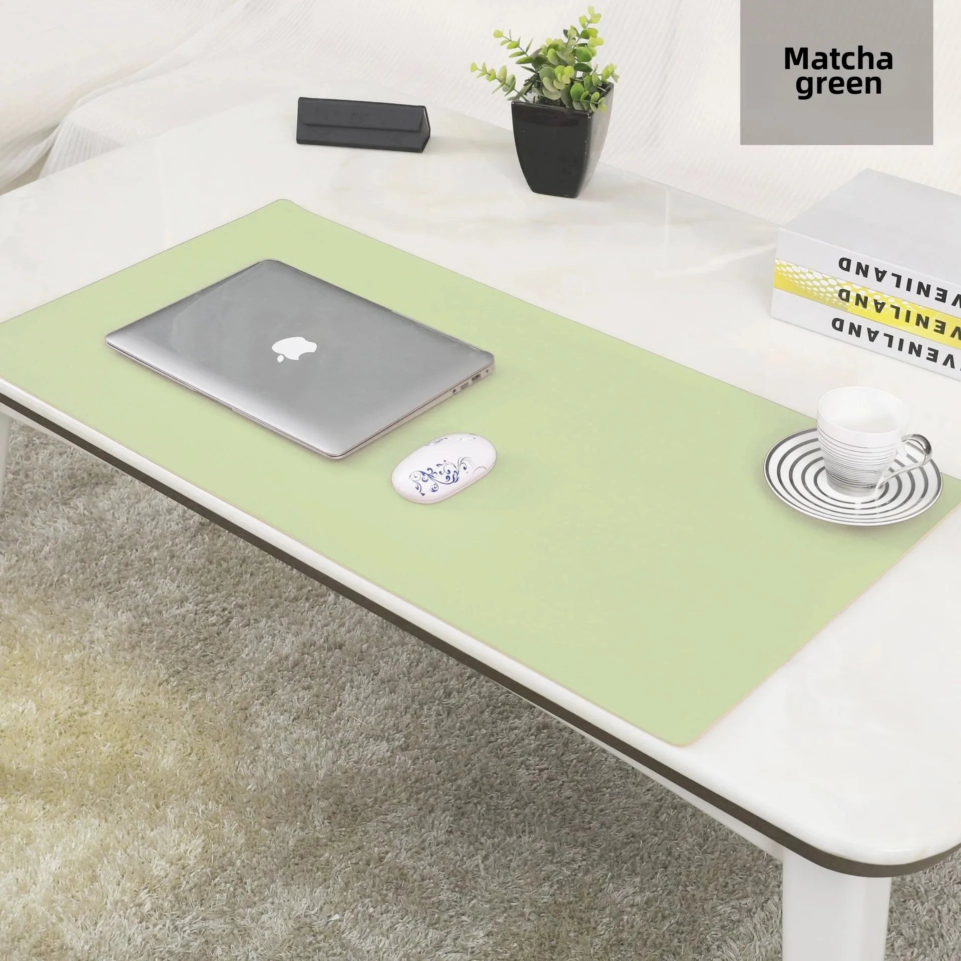 Desk Pad Premium em Couro Impermeável NeoSmart - Protetor de Mesa Elegante (60x30cm)